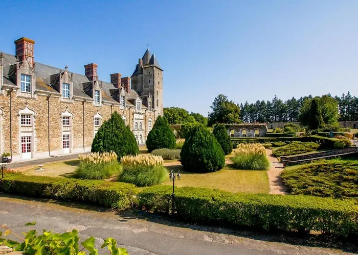 Chateau De La Groulais